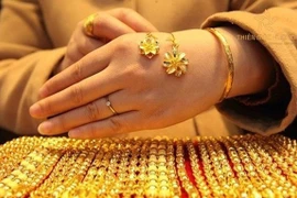 Giá vàng đảo chiều: Vàng miếng SJC và vàng nhẫn đồng loạt giảm giá