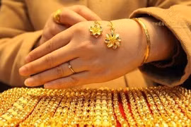 Giá vàng đảo chiều: Vàng miếng SJC và vàng nhẫn đồng loạt giảm giá