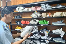 TPHCM: Tăng cường kiểm tra hàng giả trên nền tảng thương mại điện tử