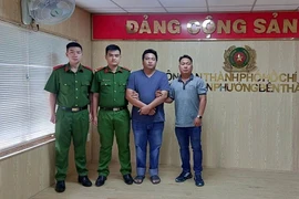 TPHCM: Hai đối tượng truy nã bị bắt giữ và đầu thú tại phường Bến Thành