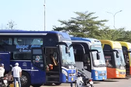 TP HCM: 1.700 taxi tăng giá cước, nhiều đơn vị vận tải công cộng giữ giá