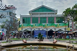 Gói thầu sửa chữa Trung tâm thương mại Bến Tre về tay Cty Nguyên Vũ 