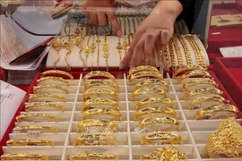 Giá vàng ngày 19/6: Vàng thế giới giảm sâu, vàng SJC 