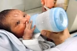 Phát hiện trẻ sơ sinh còn nguyên dây rốn bị vùi trong đất tại Gia Lai