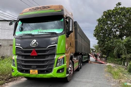 An Giang: Tai nạn giữa xe đầu kéo và xe máy, một phụ nữ tử vong