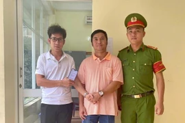 Người đàn ông ở Gò Vấp trả lại 330 triệu đồng được chuyển nhầm