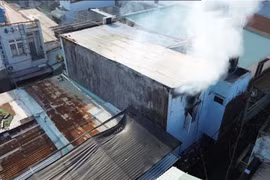 Hỏa hoạn trong hẻm Hiệp Bình, người đàn ông mắc kẹt tử vong