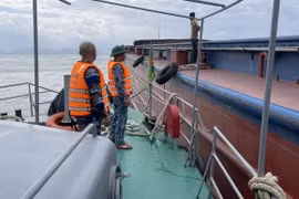 Tàu 1.500 tấn trôi ngoài cửa vịnh, được ứng cứu kịp thời tại Đà Nẵng