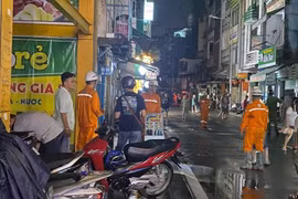 Nam thanh niên tử vong nghi do điện rò tại khu vực ngập ở trung tâm TPHCM