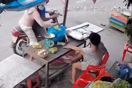 Bắt giữ 2 nghi phạm vụ cướp điện thoại của phụ nữ khuyết tật