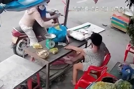 Bắt giữ 2 nghi phạm vụ cướp điện thoại của phụ nữ khuyết tật