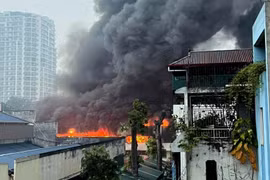 Đám cháy bùng lên dữ dội ở nhà máy bia Habeco