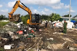 Lập biên bản xử lý: Cơ sở kinh doanh xả thải trái phép tại Đồng Tháp