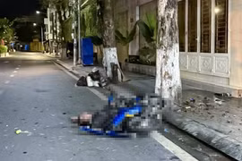 Cà Mau: Xe máy va chạm gốc cây trên đường Hai Bà Trưng, một người tử vong