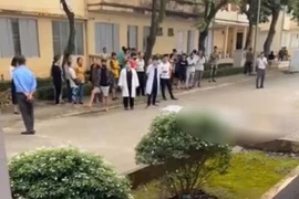 Đồng Nai: Cụ ông 80 tuổi rơi từ tầng 8 bệnh viện xuống đất, tử vong tại chỗ