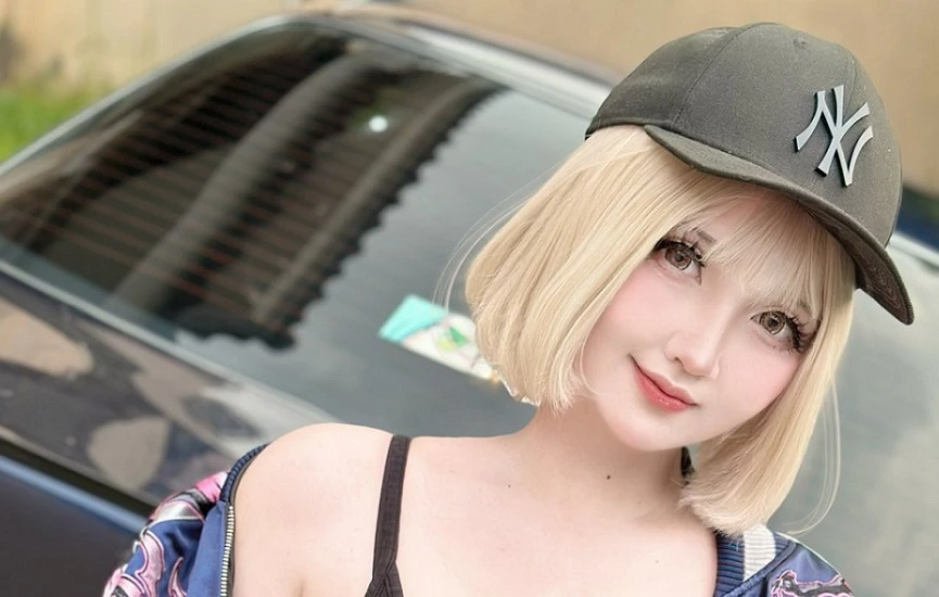 Nữ coser khiến fan Solo Leveling mê mẩn vì quá quyến rũ