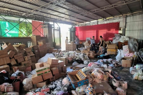 Những ngày cận Tết âm lịch, hàng giả lại tung hoành 