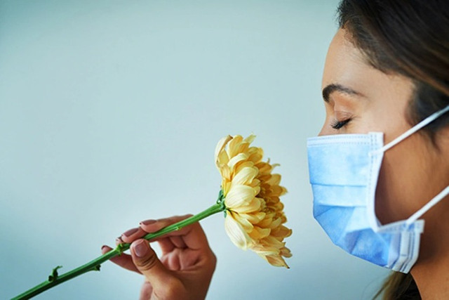 Sốc với hội chứng lạ sau hồi phục COVID-19 ngửi "thơm thành thối" Soc voi hoi chung la sau hoi phuc COVID-19 ngui