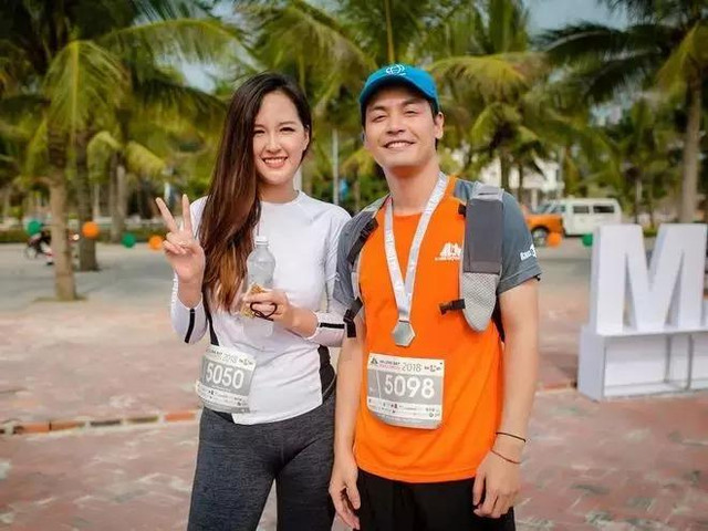 Nhã Phương đi chạy tưởng phản cảm nhưng 10 điểm tinh tế - Hình 5 Nha Phuong di chay tuong phan cam nhung 10 diem tinh te-Hinh-5