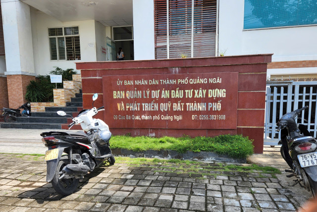 Trụ sở Ban QLDA Đầu tư xây dựng và Phát triển quỹ đất TP Quảng Ngãi. Ảnh N.T. Trụ sở Ban QLDA Đầu tư xây dựng và Phát triển quỹ đất TP Quảng Ngãi. Ảnh N.T.