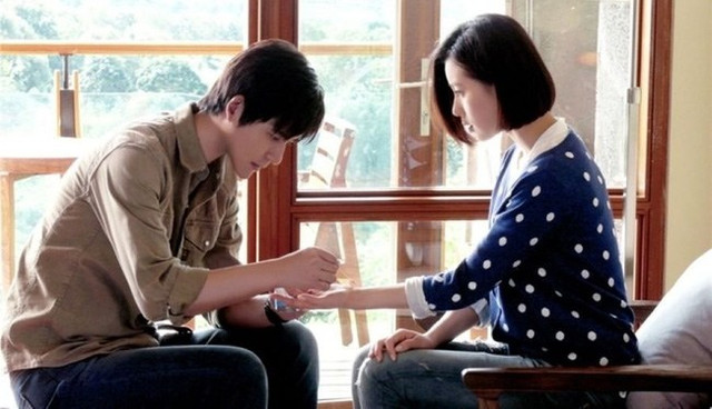 Hỏi chồng cũ sao chưa lấy vợ, anh nói 4 từ...tôi thức trắng Hoi chong cu sao chua lay vo, anh noi 4 tu...toi thuc trang