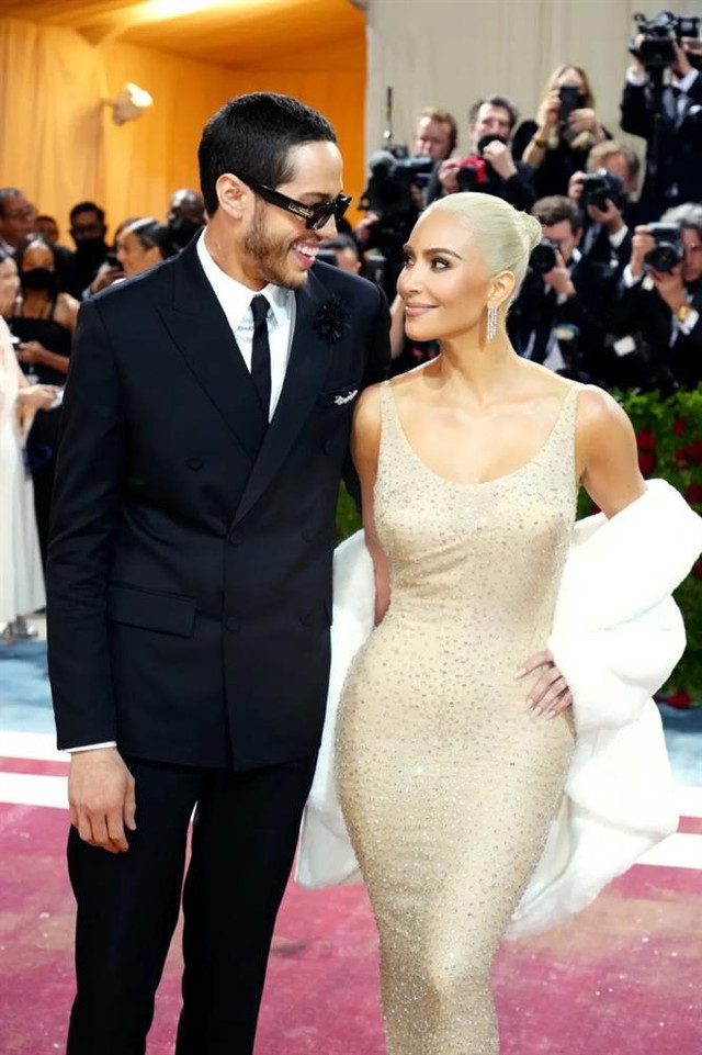Bố dượng tiết lộ lý do Kim Kardashian chia tay Kanye West - Hình 2 Bo duong tiet lo ly do Kim Kardashian chia tay Kanye West-Hinh-2