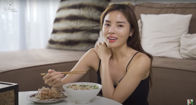 Cận cảnh căn hộ tiền tỷ sang-xịn-mịn của Hoa hậu Kỳ Duyên - Hình 7 Can canh can ho tien ty sang-xin-min cua Hoa hau Ky Duyen-Hinh-7