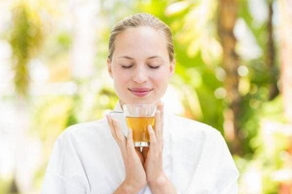 Uống trà xanh thường xuyên có thể ngăn ngừa bệnh tiểu đường? - Hình 2 Uong tra xanh thuong xuyen co the ngan ngua benh tieu duong?-Hinh-2