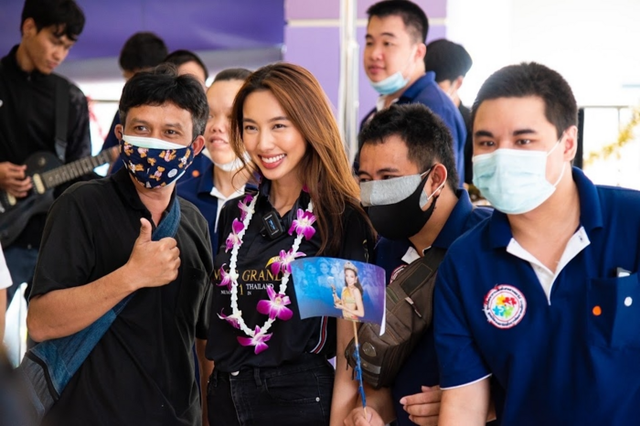 "Thùy Tiên chưa từng livestream bán khô gà giống Top 10 Miss Grand" - Hình 3