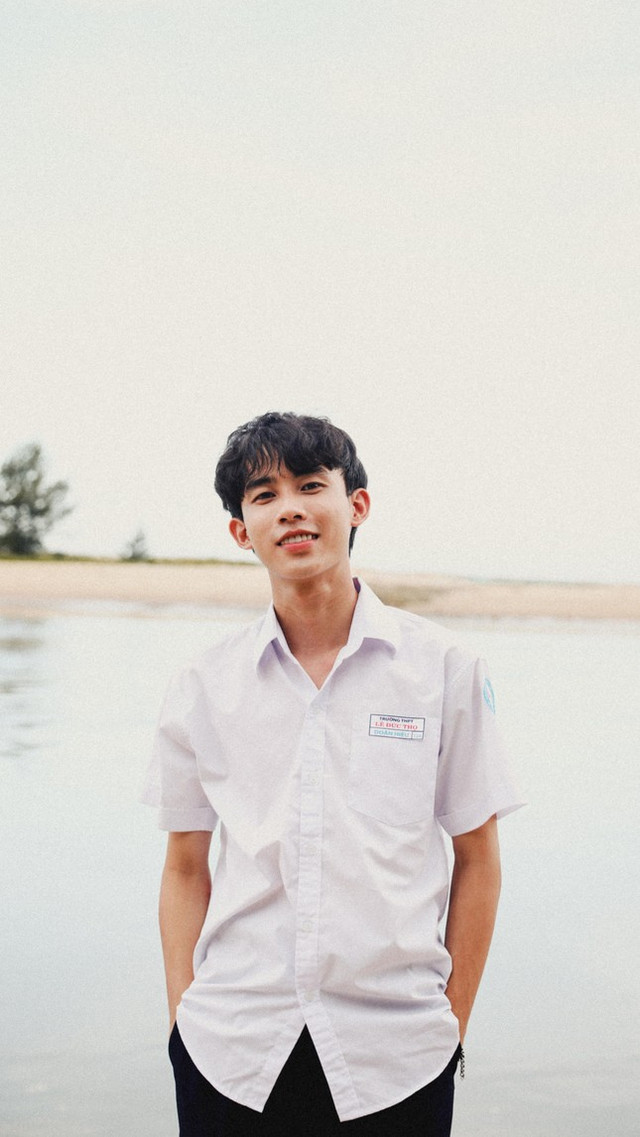 "Soái ca" gen Z khuynh đảo giới trẻ với loạt "hit" tự sáng tác - Hình 4 "Soái ca" gen Z khuynh đảo giới trẻ với loạt "hit" tự sáng tác ảnh 4
