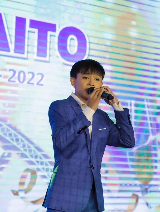 Hồ Văn Cường tiết kiệm nhất showbiz dù cát-xê 200 triệu/show? - Hình 4 Ho Van Cuong tiet kiem nhat showbiz du cat-xe 200 trieu/show?-Hinh-4