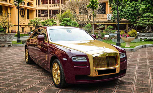 Rolls-Royce mạ vàng, du thuyền đại gia ế khách Rolls-Royce ma vang, du thuyen dai gia e khach
