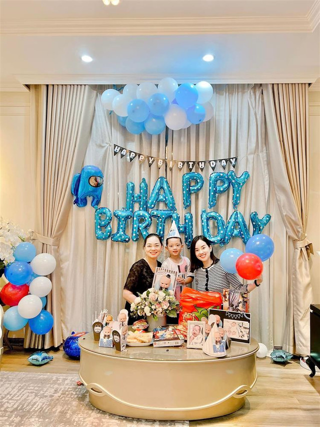 Ly Kute tổ chức sinh nhật con trai, nói 5 chữ lay động trái tim - Hình 5 Ly Kute to chuc sinh nhat con trai, noi 5 chu lay dong trai tim-Hinh-5