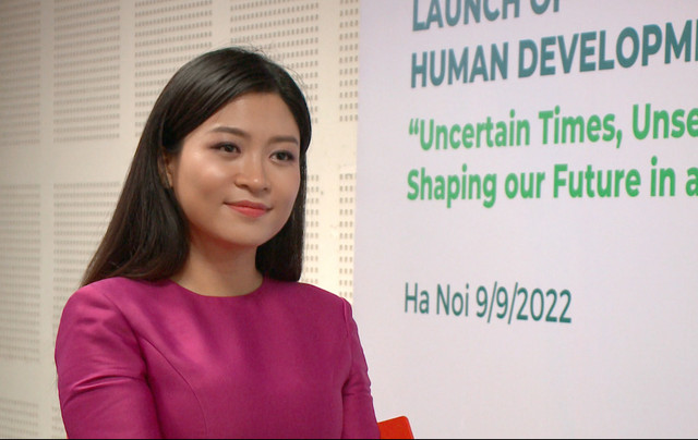 Gương mặt mới trên đường đua "BTV ấn tượng VTV" là ai? - Hình 5 Guong mat moi tren duong dua
