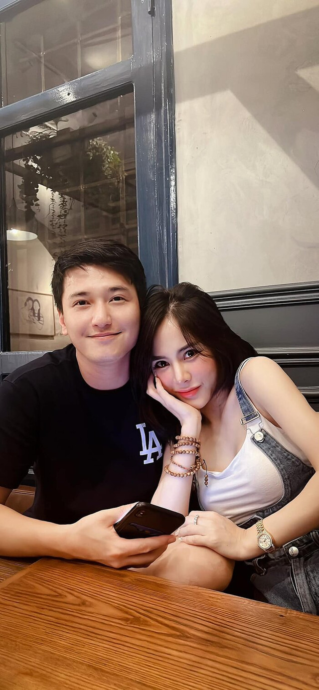 Huỳnh Anh bất bình khi bạn gái diện bikini cắt xẻ táo bạo - Hình 4 Huynh Anh bat binh khi ban gai dien bikini cat xe tao bao-Hinh-4