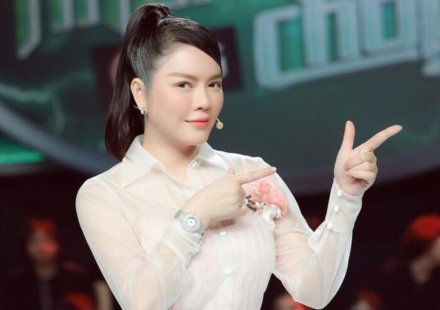 Tóc Tiên, Phương Oanh khoe chân bầm dập - Hình 8 Toc Tien, Phuong Oanh khoe chan bam dap-Hinh-8