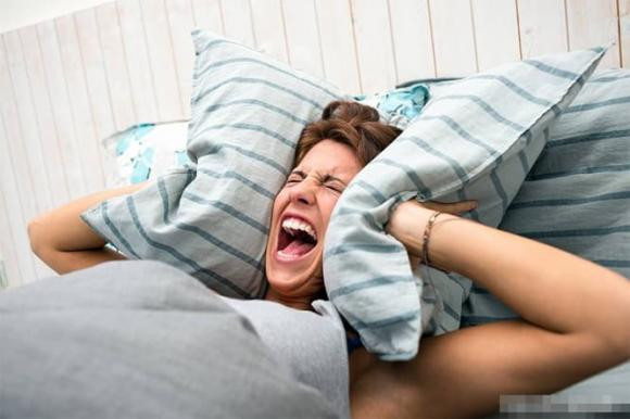Ăn khuya hay thức khuya với bụng đói, cái nào hại hơn cái nào? - Hình 4 An khuya hay thuc khuya voi bung doi, cai nao hai hon cai nao?-Hinh-4