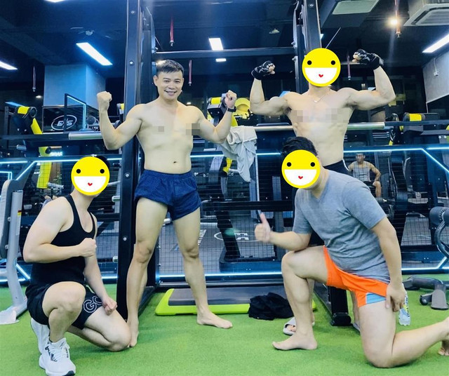 Lấy vợ kém 16 tuổi, triệu phú công nghệ 'sấp mặt' giảm cân - Hình 5 Lay vo kem 16 tuoi, trieu phu cong nghe 'sap mat' giam can-Hinh-5