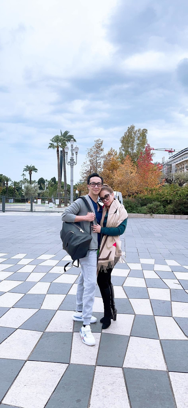 Hôn nhân hạnh phúc của 3 chị em ca sĩ giàu nhất showbiz Việt - Hình 13 Hon nhan hanh phuc cua 3 chi em ca si giau nhat showbiz Viet-Hinh-13