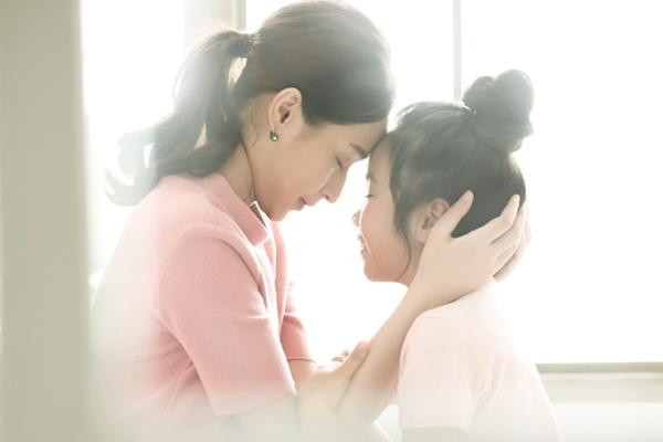 Gặp lại cháu gái trong trại trẻ mồ côi mà tim tôi đau nhói Gap lai chau gai trong trai tre mo coi ma tim toi dau nhoi
