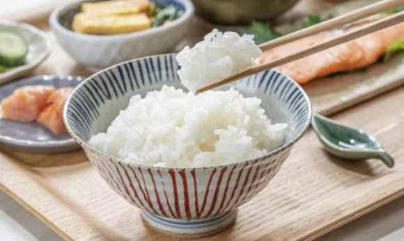 Quy tắc ăn cơm đúng để giảm cân như người Nhật Quy tac an com dung de giam can nhu nguoi Nhat