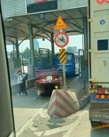 Đồng Nai kiến nghị tháo dỡ các "lô cốt" án ngữ trên Quốc lộ - Hình 2 Dong Nai kien nghi thao do cac