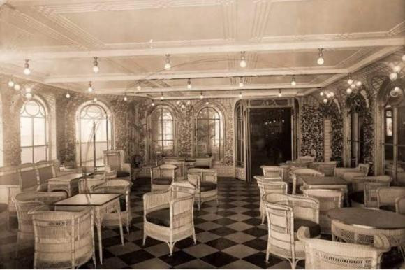 Hé lộ những bức ảnh cuối cùng chụp con tàu Titanic - Hình 4 He lo nhung buc anh cuoi cung chup con tau Titanic-Hinh-4