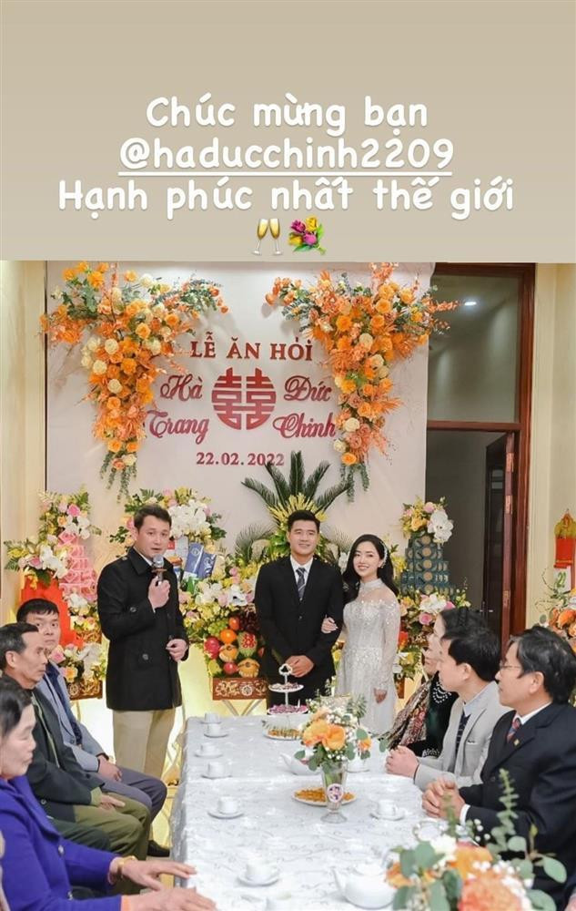 Đức Chinh lấy vợ, Bùi Tiến Dũng có động thái chú ý với bồ Tây Duc Chinh lay vo, Bui Tien Dung co dong thai chu y voi bo Tay
