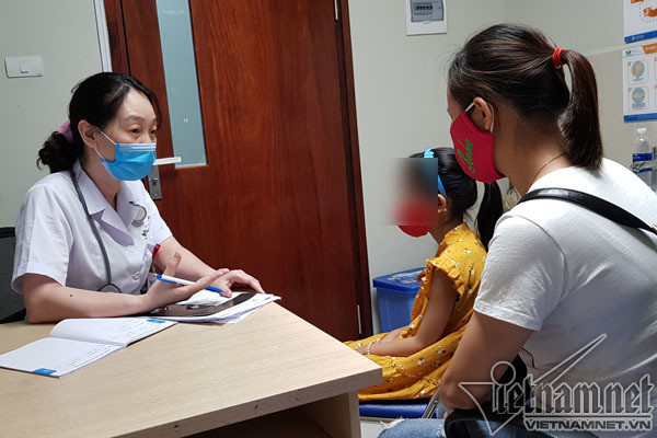 Dấu hiệu phát hiện dậy thì sớm ở trẻ, cha mẹ đừng bỏ qua Dau hieu phat hien day thi som o tre, cha me dung bo qua