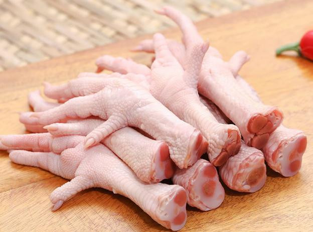 Canh chân gà nấu đỗ đen theo cách nhanh gọn sau - Hình 2 Canh chan ga nau do den theo cach nhanh gon sau-Hinh-2