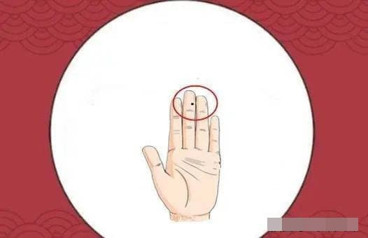 Có tiền cũng không mua được 4 nốt ruồi phú quý này, chớ dại tẩy Co tien cung khong mua duoc 4 not ruoi phu quy nay, cho dai tay