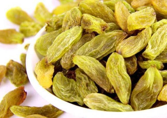 Lợi ích của việc nhai một vài 'hạt' nho khô trước khi đi ngủ - Hình 2 Loi ich cua viec nhai mot vai 'hat' nho kho truoc khi di ngu-Hinh-2