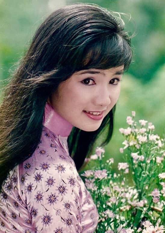 Nhan sắc thời thanh xuân của mỹ nhân "Lá ngọc cành vàng" Thu Hà - Hình 2 Nhan sac thoi thanh xuan cua my nhan