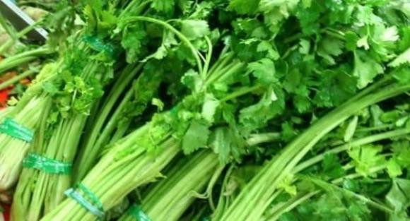 Cần tây kết hợp với thứ này có thể trở thành "độc dược" Can tay ket hop voi thu nay co the tro thanh
